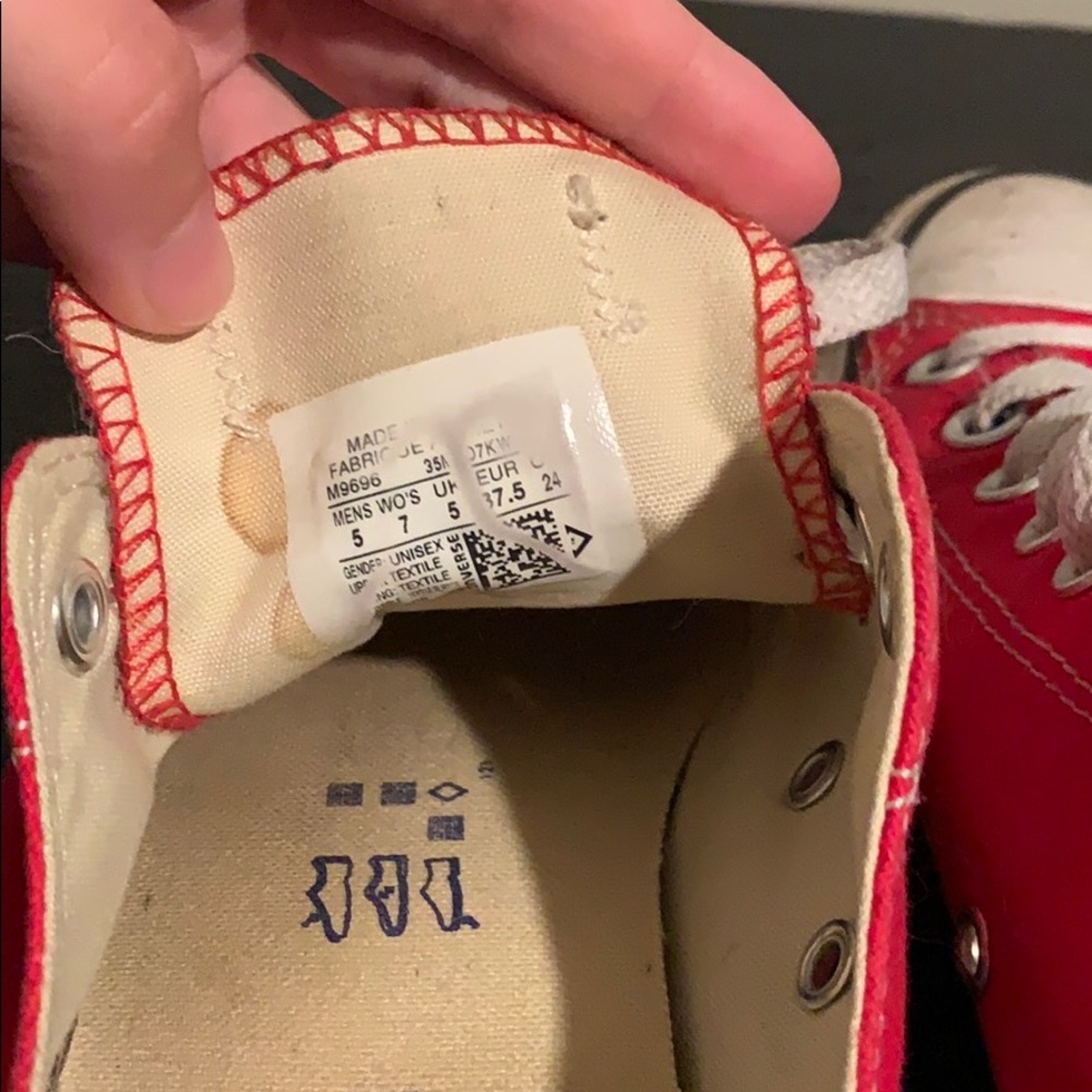 Red Converse - Picture 5 of 5